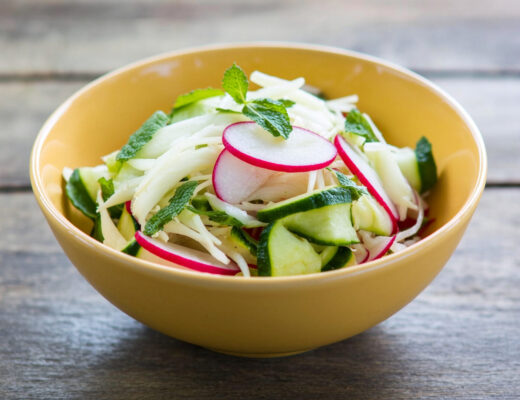 insalata finocchi zucchine ravanelli e menta